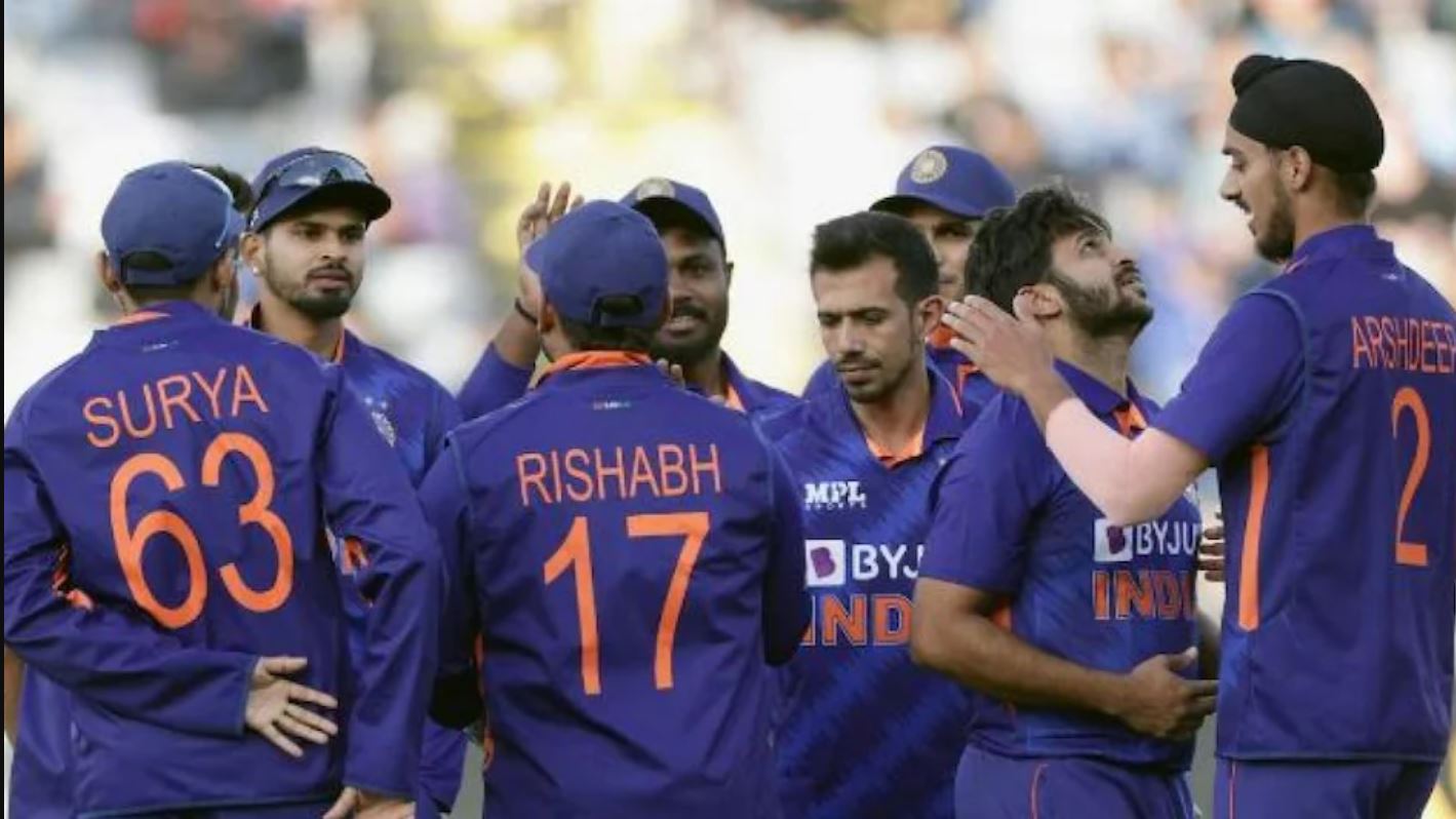 IND vs NZ ODI Series: माइकल वॉन ने टीम इंडिया का उड़ाया मजाक, वसीम जाफर भी लपेटे में आए
